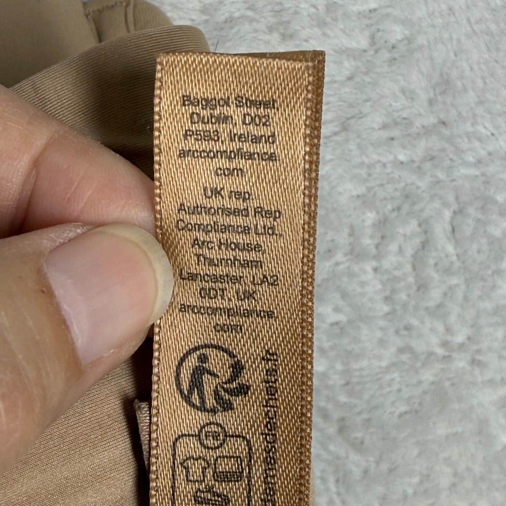SKIMS Fits Everybody Multi-Way Bandeau Bra Clay Beige 32DDD BA-BAN-9055 NEW - Picture 6 of 12